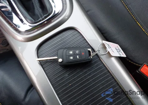 2013 Chevrolet Malibu 2Lt from USA, damaged, VIN 1G11E5SA1DF301784